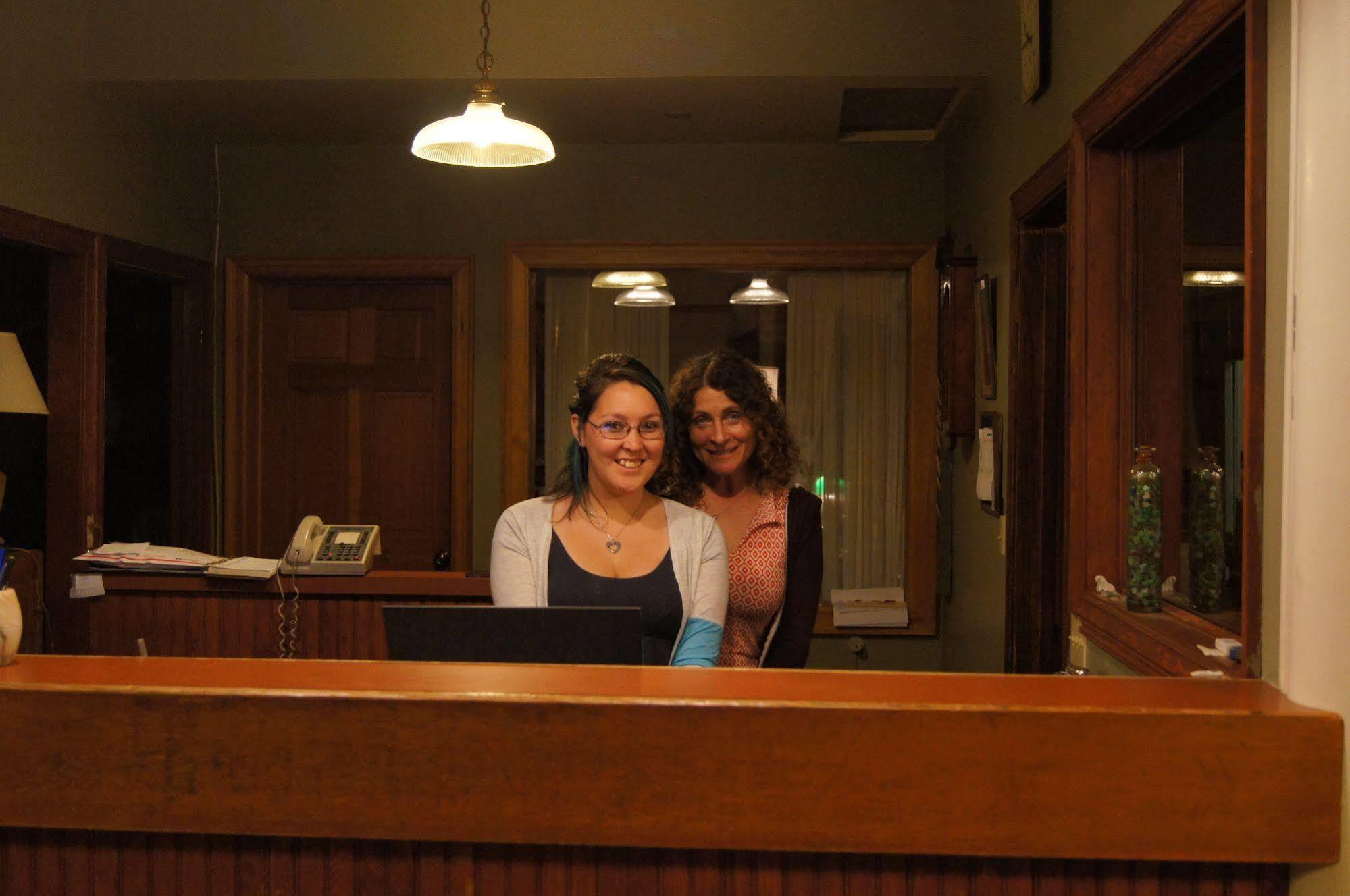 Hotel Halsingland Haines Kültér fotó
